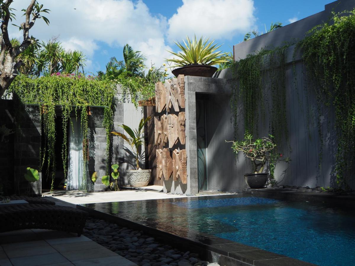 Pronoia Beach Resort Jimbaran Exterior foto
