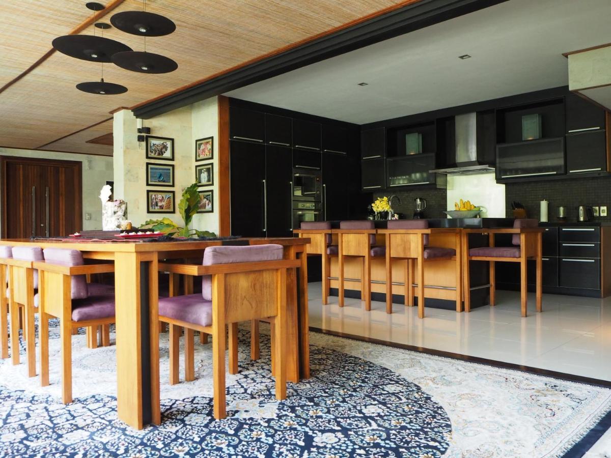 Pronoia Beach Resort Jimbaran Exterior foto