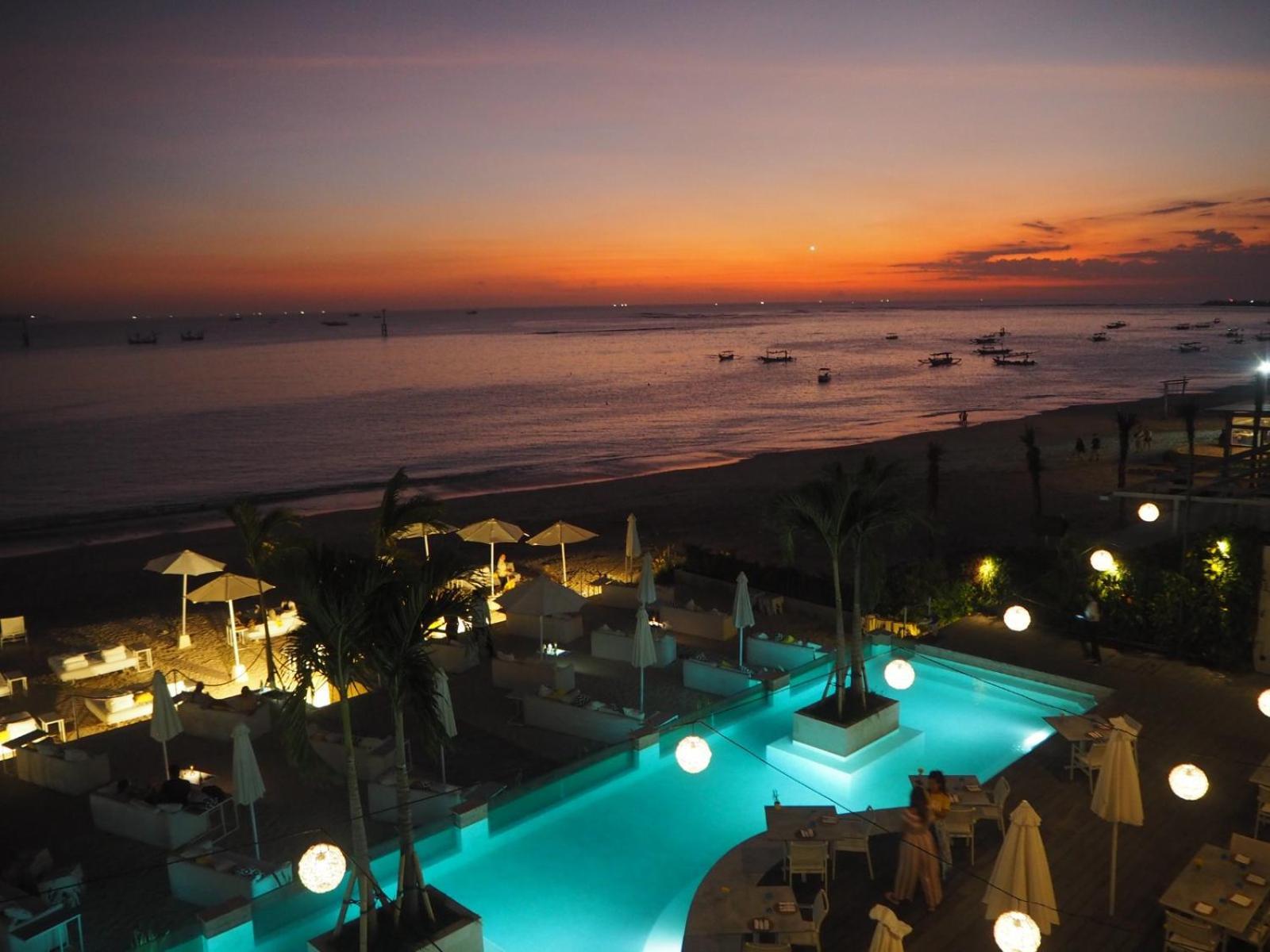 Pronoia Beach Resort Jimbaran Exterior foto
