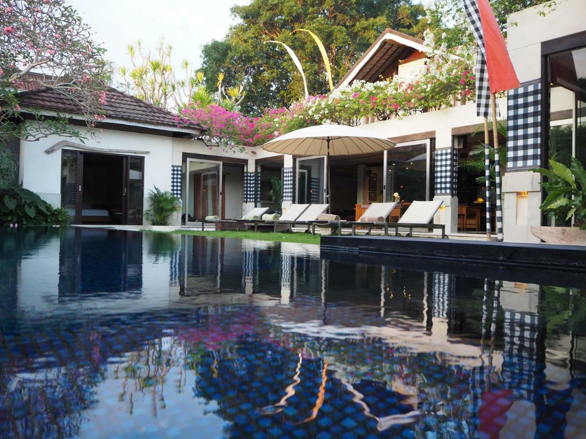 Pronoia Beach Resort Jimbaran Exterior foto
