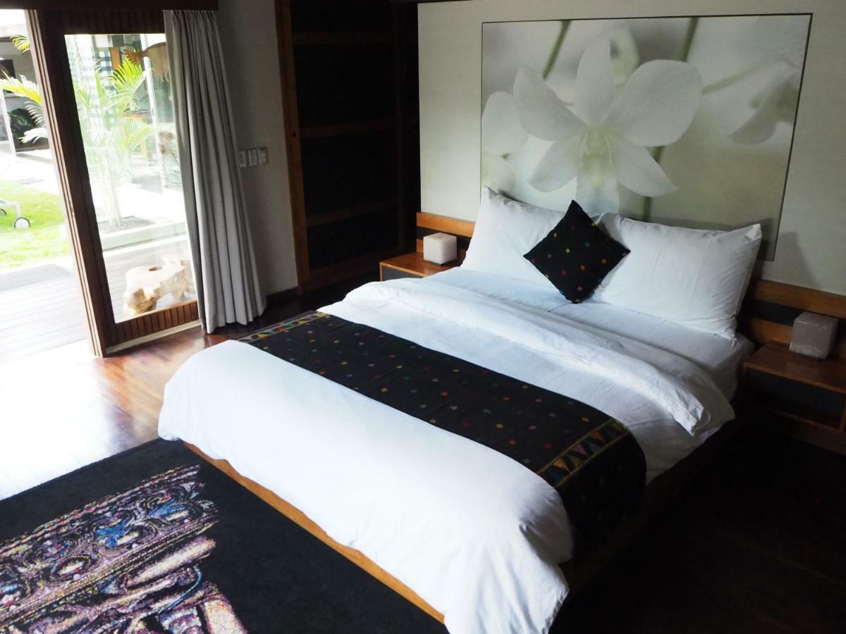 Pronoia Beach Resort Jimbaran Exterior foto